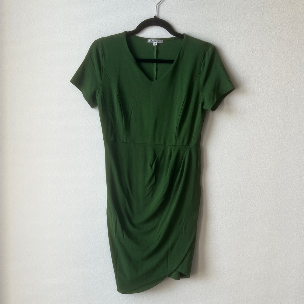 Elegant Deep Green V-Neck Mini Dress
